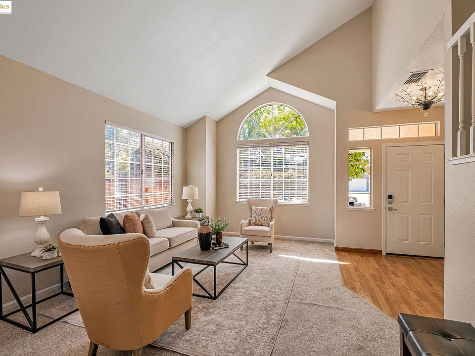 1st image of 85 Duckhorn Pl