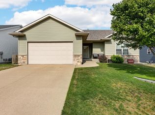 6708 Colorado Dr SW, Cedar Rapids, IA 52404