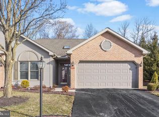 6420 Whisper Wood Ln, Harrisburg, PA 17112