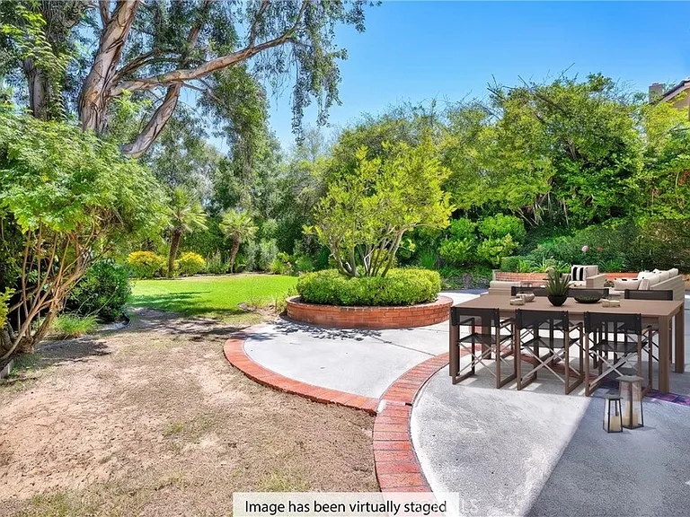 22253 Drums Ct — Photo 44