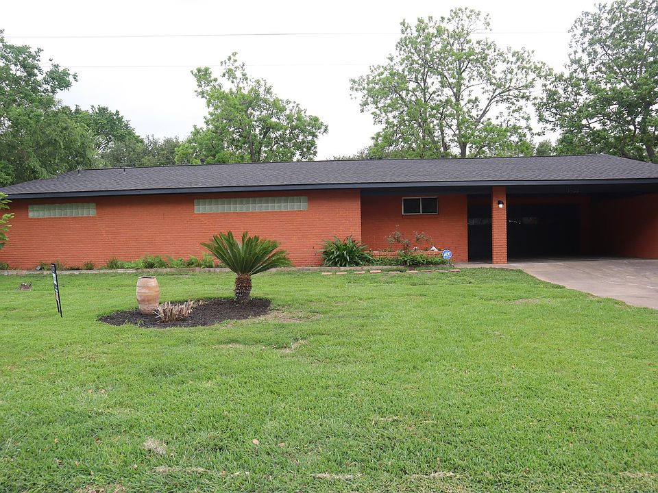 1st image of 1903 Evergreen Ln