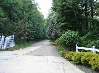 18 Bryden Rd, Weirton, WV 26062