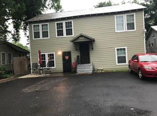 927 Dorchester St #B, Houston, TX 77022