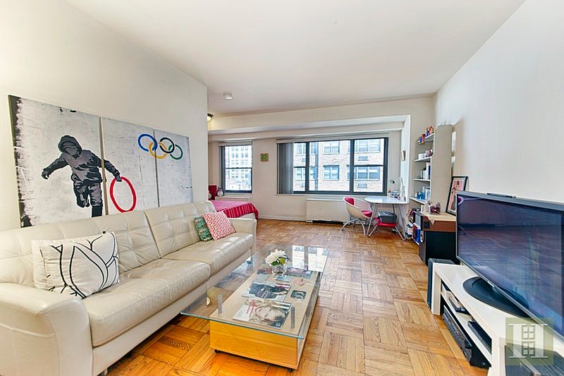 1st image of 35-41 E 38th St #10J