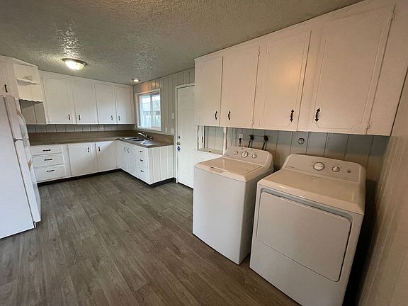 4th image of 538 NE Anderson St #554