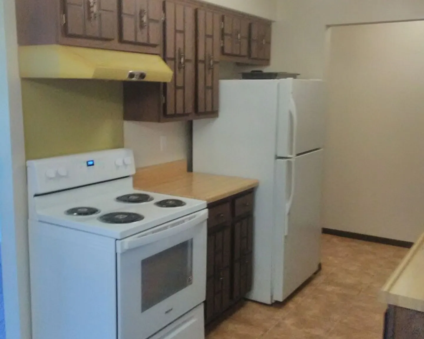 Condo — Photo 3