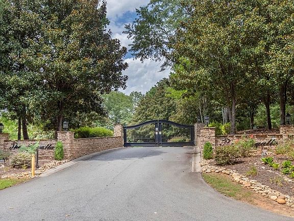 5th image of 122 Regatta Dr #A