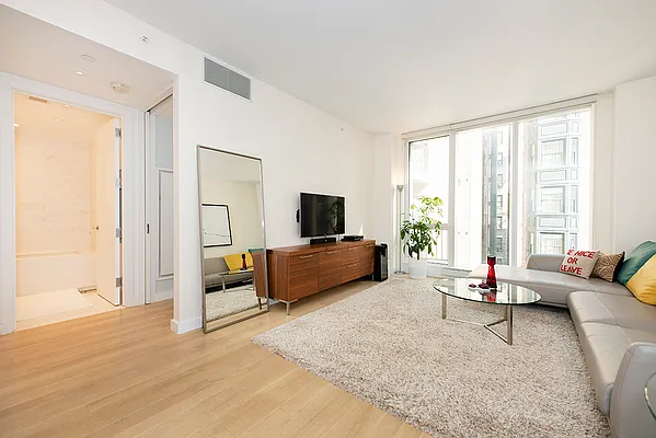 Sold by Keller Williams NYC | media 2