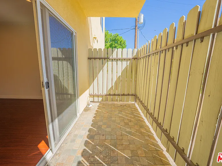 626 E Orange Grove Ave #105 — Photo 9