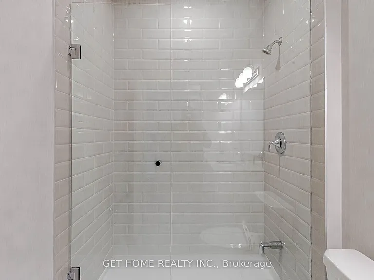480 Gordon Krantz Ave #609 — Photo 21