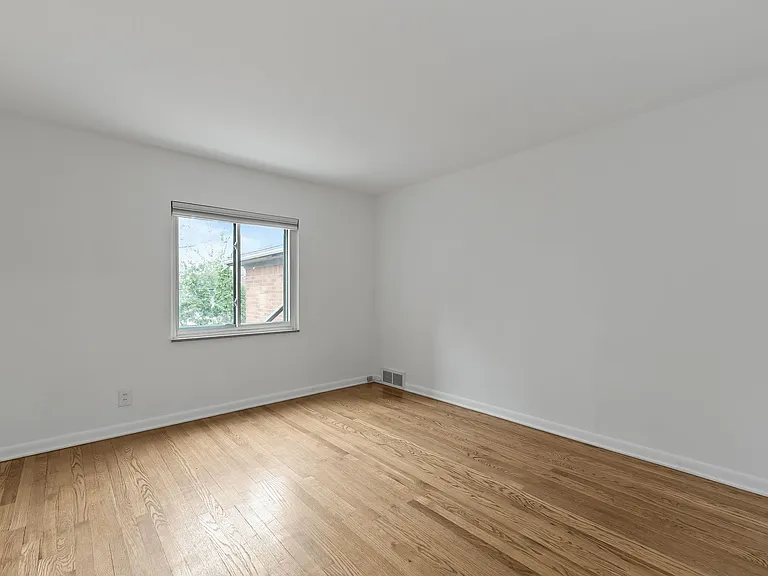 Putney Townhomes — Photo 16