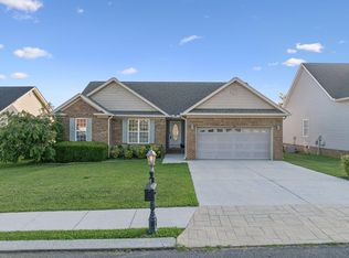 8447 Lexie Ln, Ooltewah, TN 37363