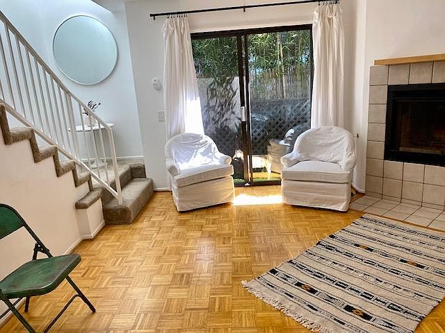 1st image of 2453 Chelsea Pl APT 2