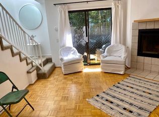 2453 Chelsea Pl APT 2, Santa Monica, CA 90404