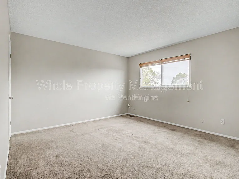 8705 Santa Fe Dr — Photo 10