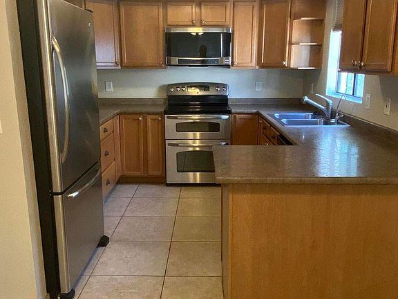4th image of 925 S Longmore APT 211