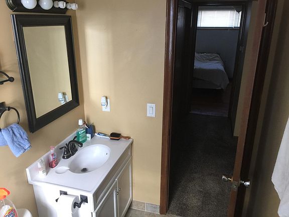 5th image of 9030 Ohio St APT 3