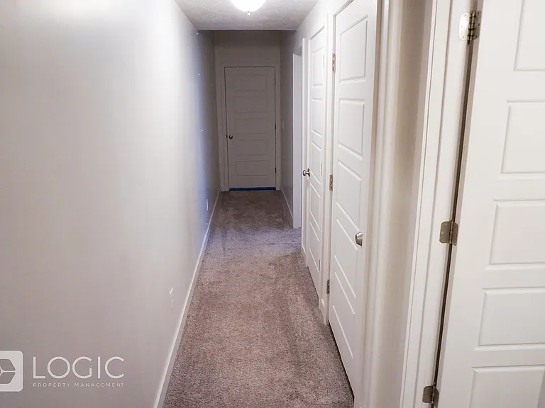15297 S Revolutionary Way #DOWNSTAIRS — Photo 9