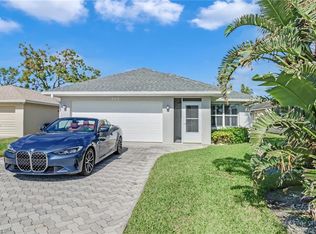 559 107th Ave N, Naples, FL 34108