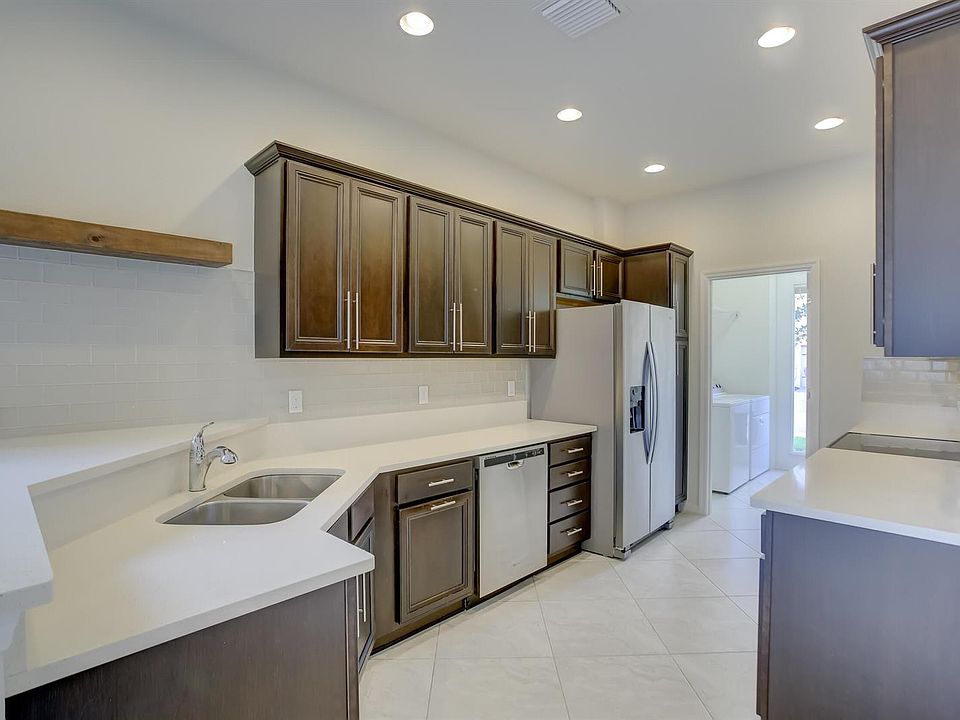 1st image of 4034 Long Leaf Ln #434
