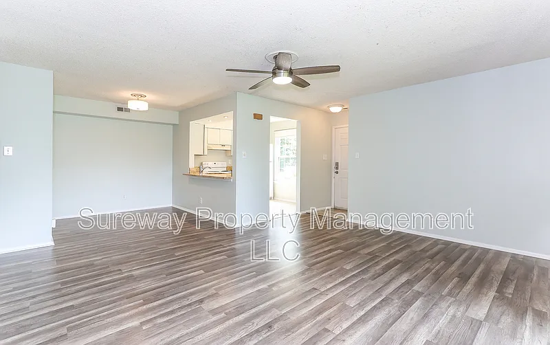 1 bed, 1.0 bath, 760 sqft, $1,600 — Photo 2
