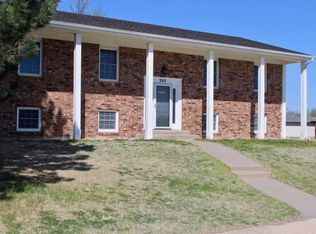 3513 Hillcrest Dr, Hays, KS 67601