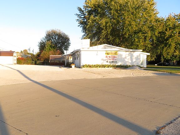 4th image of 564 Us Highway 60 E