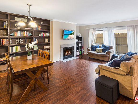 5th image of 11918 Avon Way Unit 102