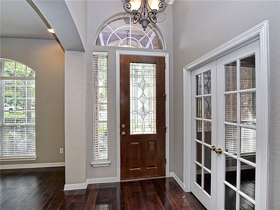 3rd image of 1742 Westend Pl
