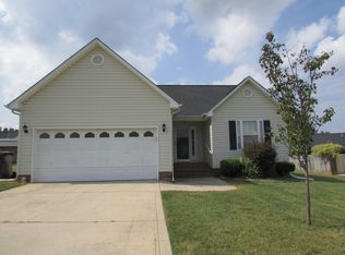 725 Summey Farm Dr, Dallas, NC 28034