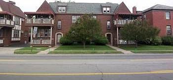 5th image of 647 Kenmore Ave