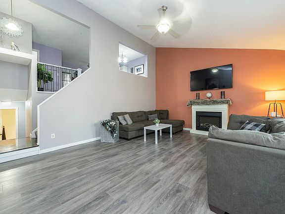 4th image of 13339 Court Pl