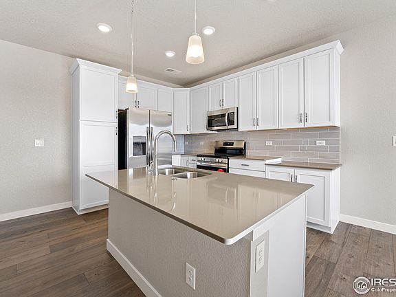 5th image of 938 Schlagel St #3