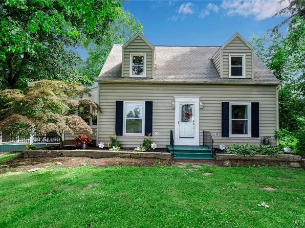 5623 Genesee St, Lancaster, NY 14086