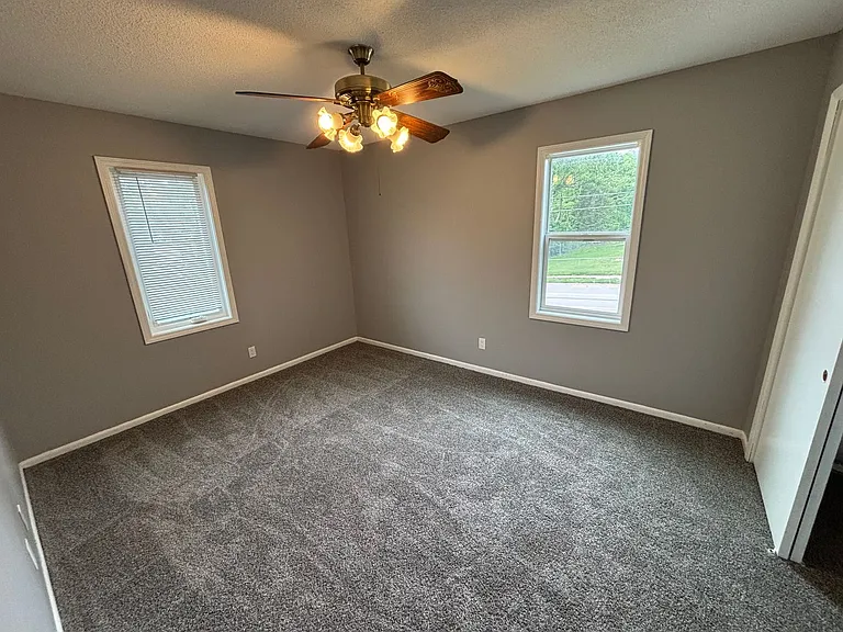 8865-8871 Holmes Ave — Photo 8