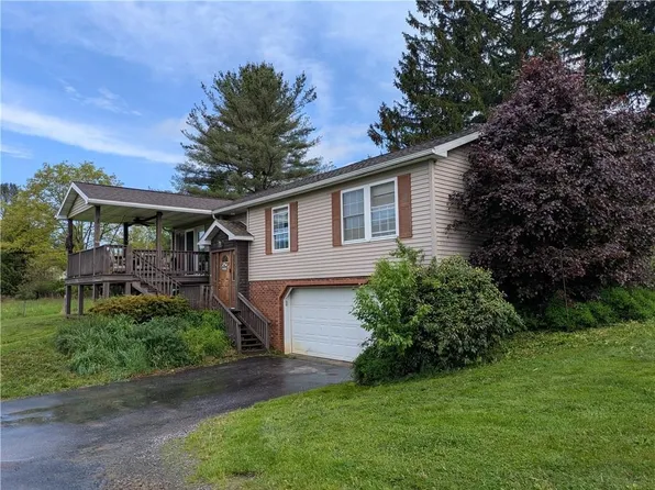 1405 W Main St, Smethport, PA 16749