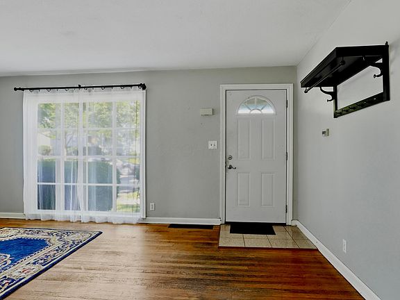 3rd image of 1772 Kenny Rd