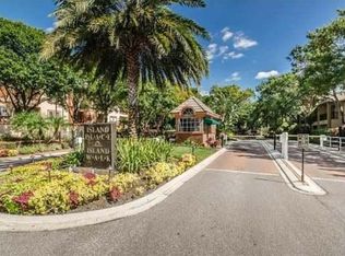 848 Normandy Trace Rd, Tampa, FL 33602