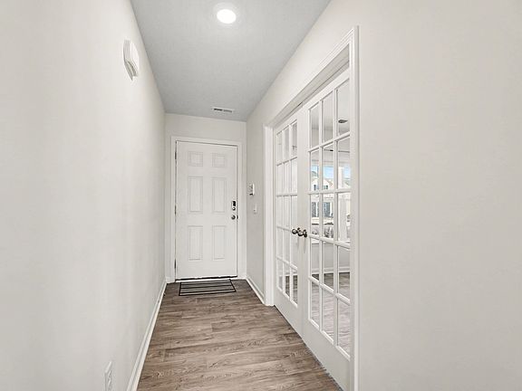 4th image of 5223 Ironwood Dr