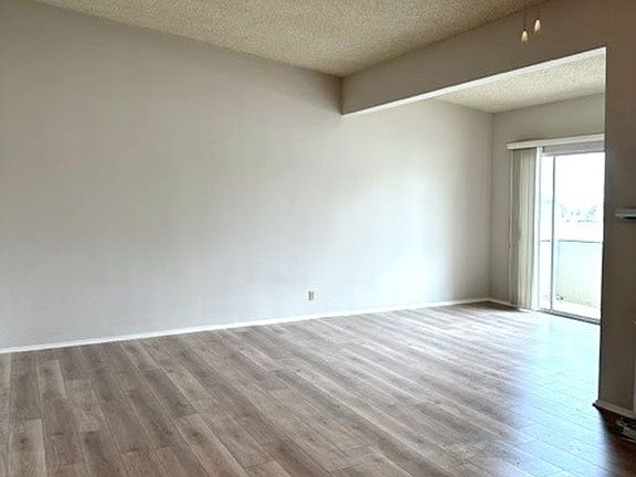 2nd image of 351 Palos Verdes Blvd APT 14