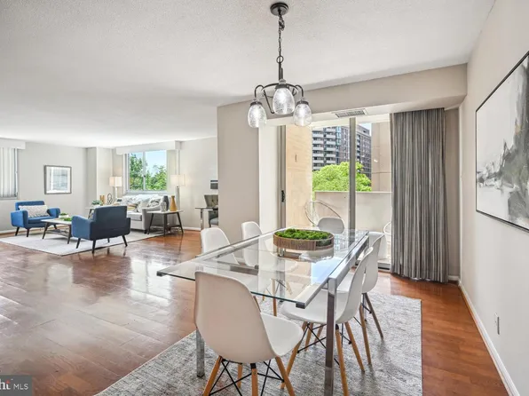 4601 N Park Ave APT 319U, Chevy Chase, MD 20815