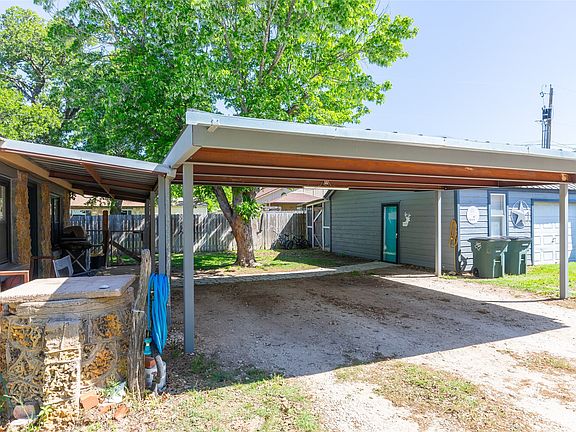 4th image of 712 Tanglewood Dr