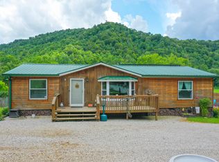 4264 1482nd Hwy, Oneida, KY 40972