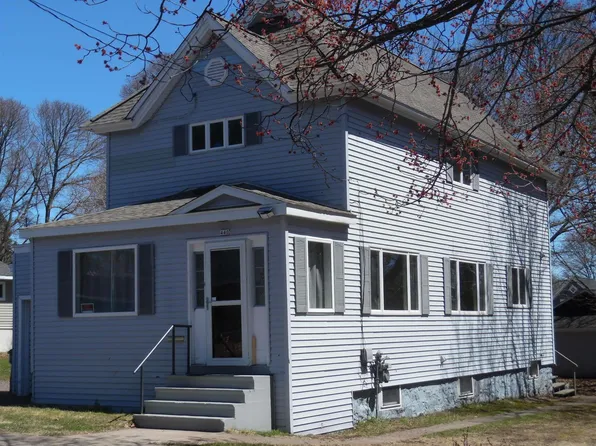 440 Kearsarge St, Laurium, MI 49913