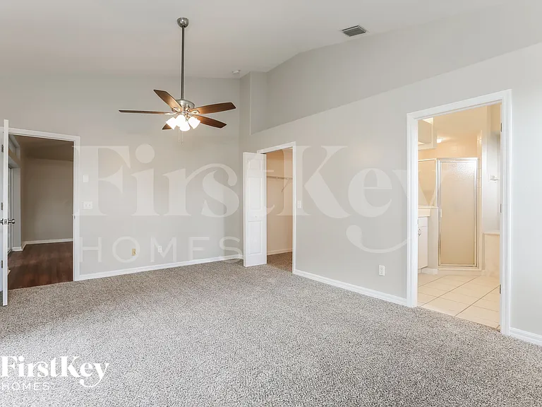 718 Long Lines Ln — Photo 9