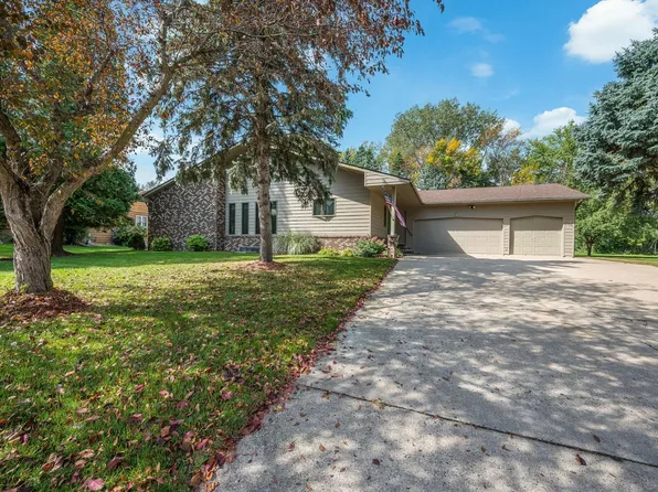 1910 Knollwood Dr, Fairmont, MN 56031