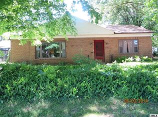 1020 S Superior St, Albion, MI