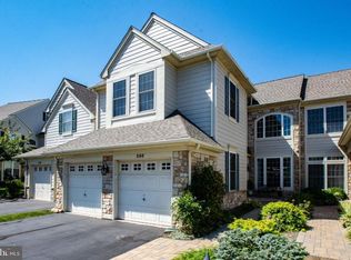 230 Greenbriar Dr, West Chester, PA 19382