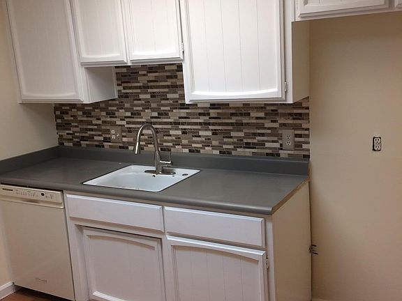 4th image of 5550 Cedar Creek Way