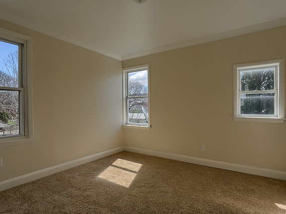 5th image of 120 W Washington St